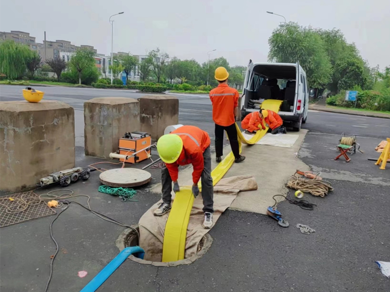 樱驼花园光固化管道修复