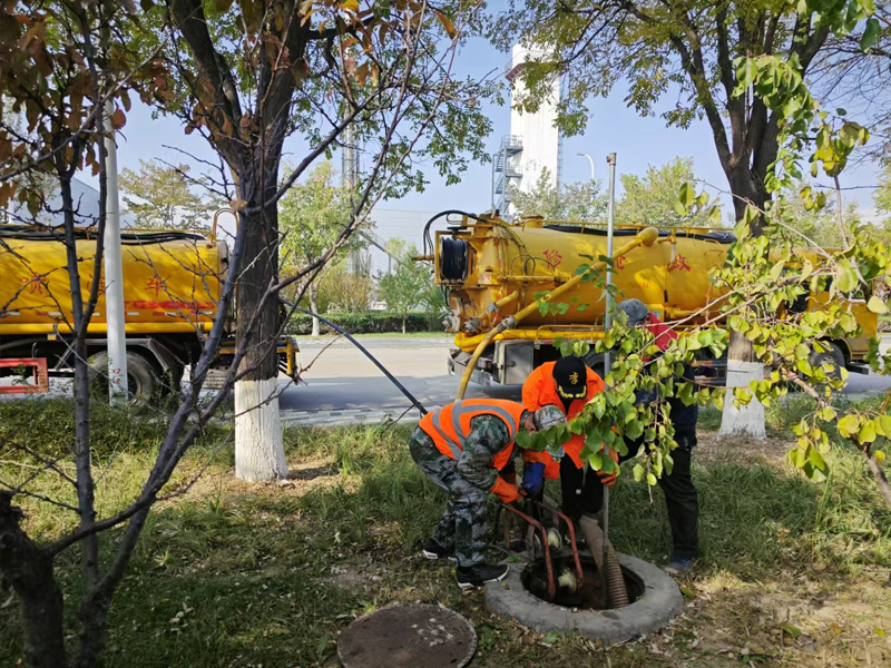 樱驼花园厂区管道清洗